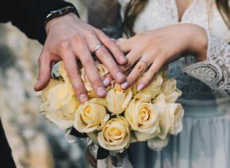 How To Build A Strong Relationship Between Husband And Wife